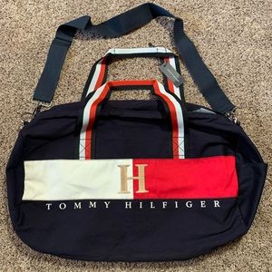 Tommy Hilfiger duffel bag